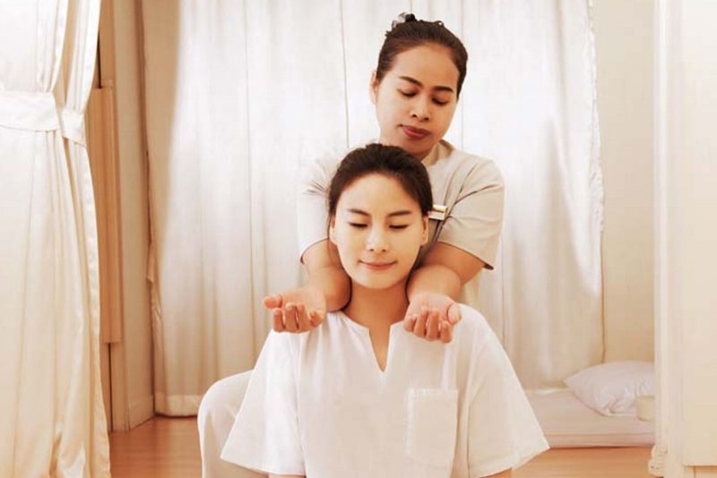 https://www.lullaby-spa.com/wp-content/uploads/2019/10/Thai-Heavenly-Touch-800x534.jpg